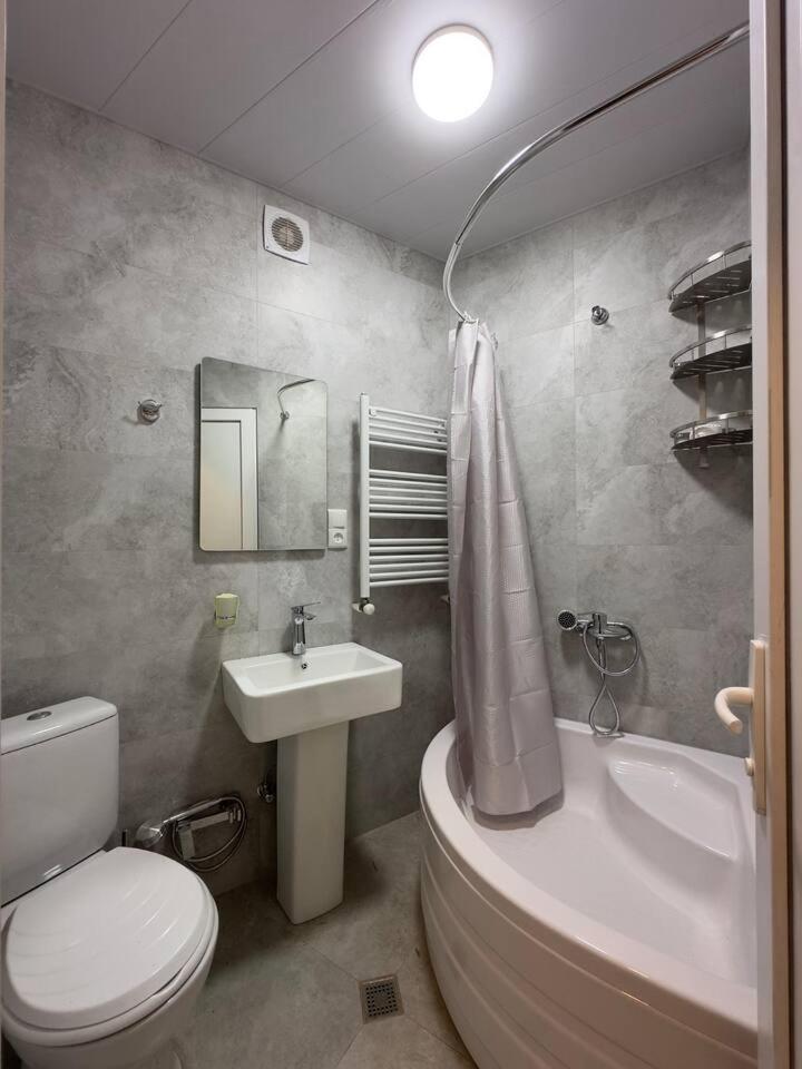 Davit'S Apartment 21 Tbilisi Exterior photo